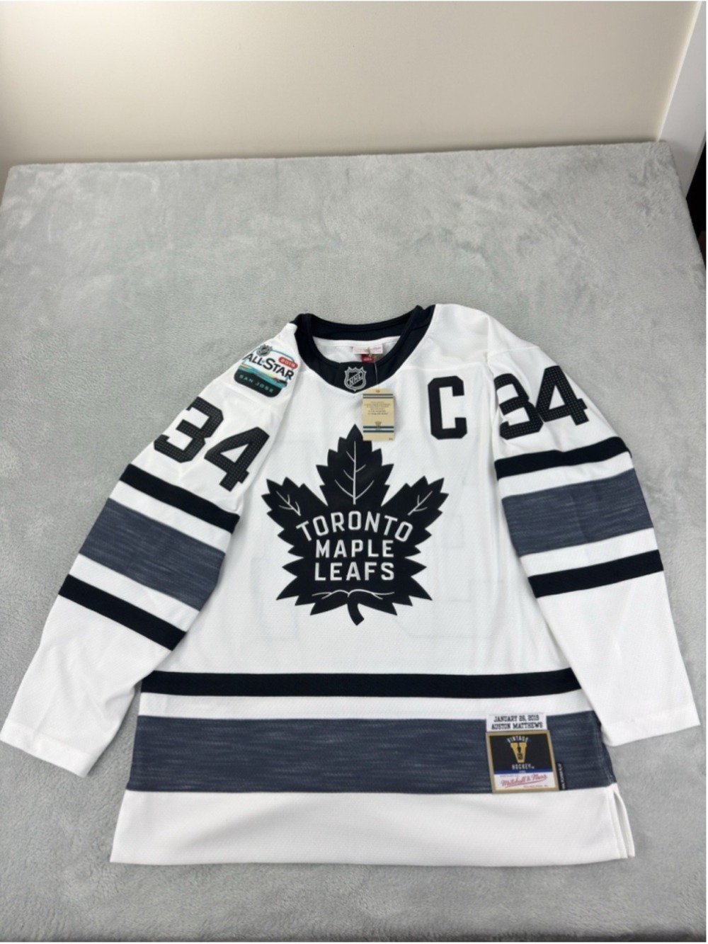 Mitchell & Ness NWT Men's Sz Large Austin Matthews 2019 NHL All-star Game Jersey